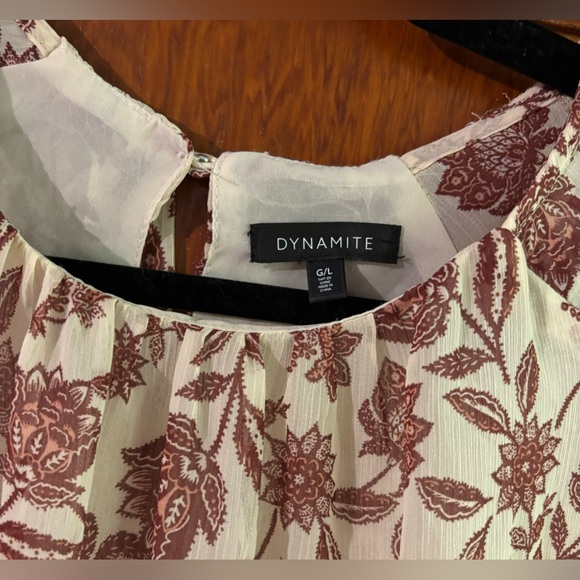 Dynamite Blouse - Picture 8 of 12